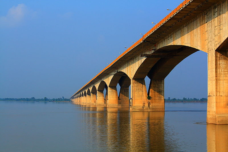 800px-Gandhi Setu Bridge in Patna India